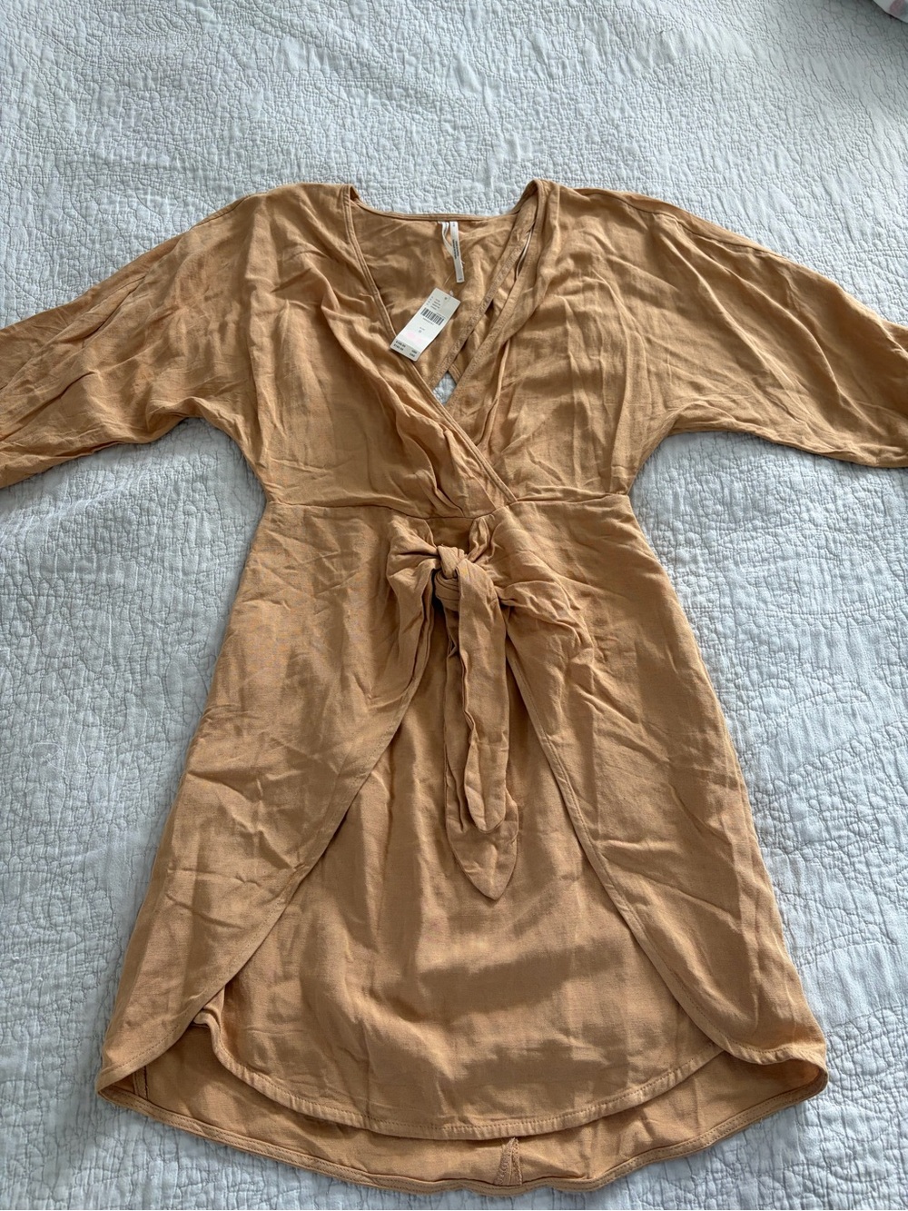 NWT Anthropologie Mustard
Puff-Sleeve Wrap Mini Dress